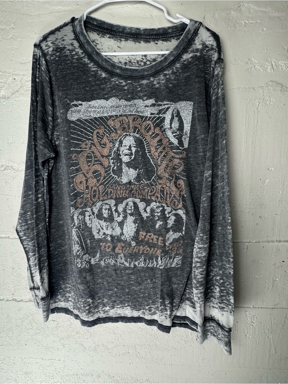 Recycled Karma Big Brother Band Tee Women Medium Gray Long Sleeve Vintage Wash